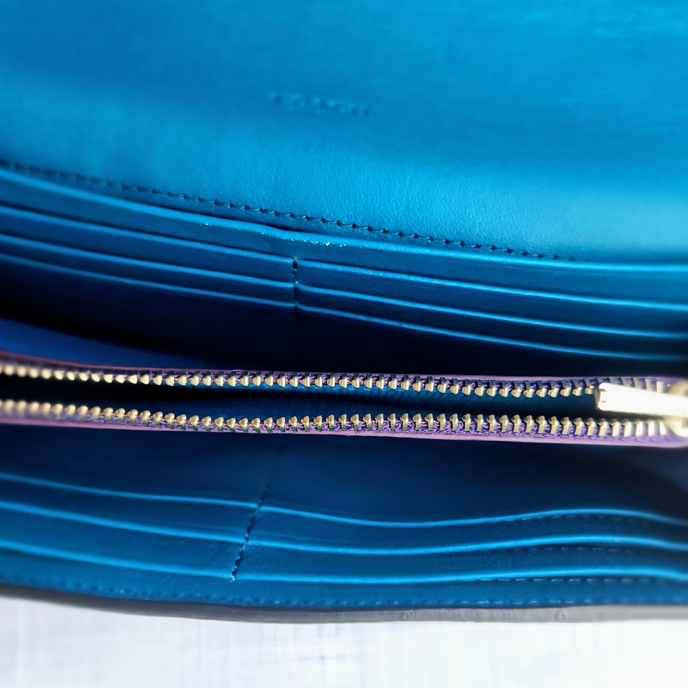 Coach Wallet - Picture 5 of 9